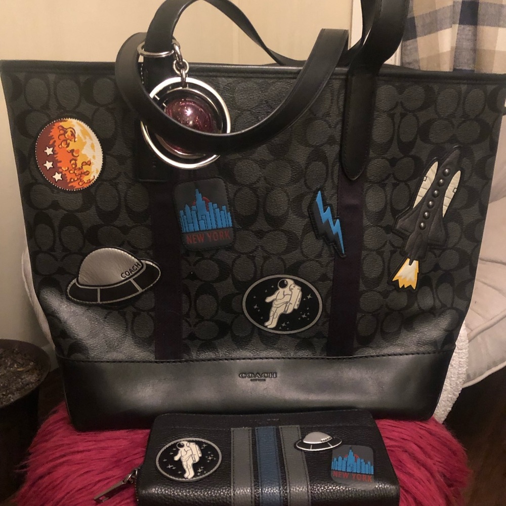 Coach tote with space patches and wallet